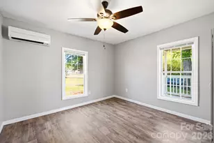 411 Weathers St, Shelby, NC 28150 - Photo 14