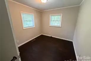 1320 Kenly St, Salisbury, NC 28144 - Photo 12