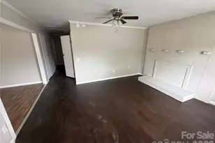 1320 Kenly St, Salisbury, NC 28144 - Photo 2