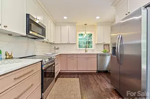 6654 Brookcrest Dr, Charlotte, NC 28210 - Photo 8