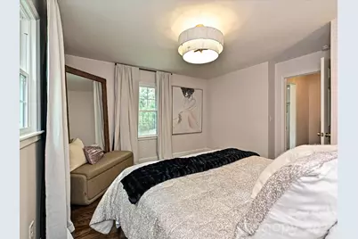 6654 Brookcrest Drive, Charlotte, NC 28210 - Photo 14