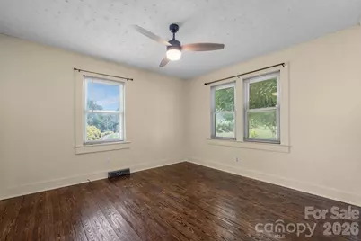 111 Cross Memorial Avenue, Morganton, NC 28655 - Photo 8