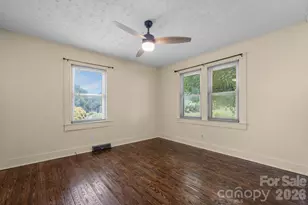 111 Cross Memorial Ave, Morganton, NC 28655 - Photo 8