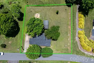111 Cross Memorial Ave, Morganton, NC 28655 - Photo 26