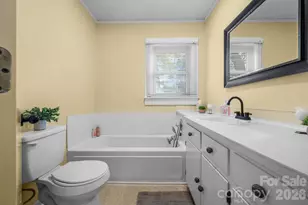 111 Cross Memorial Ave, Morganton, NC 28655 - Photo 12