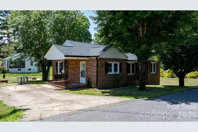 111 Cross Memorial Avenue, Morganton, NC 28655 - Photo 14