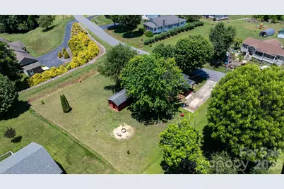 111 Cross Memorial Avenue, Morganton, NC 28655 - Photo 30