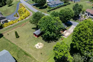 111 Cross Memorial Ave, Morganton, NC 28655 - Photo 30