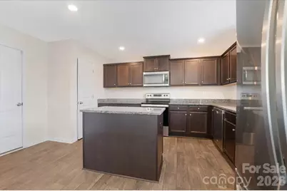 7112 Finnigan Road, Charlotte, NC 28215 - Photo 14