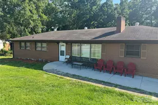 8432 Idlewild Rd, Charlotte, NC 28227 - Photo 2