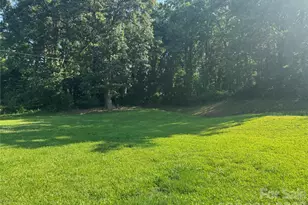 8432 Idlewild Rd, Charlotte, NC 28227 - Photo 6