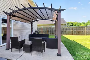 7803 Paper Birch Dr, Charlotte, NC 28215 - Photo 22