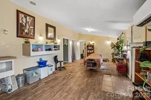 400 Morgan Branch Rd, Marshall, NC 28753 - Photo 14