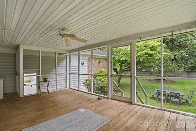 6419 Pencade Lane, Charlotte, NC 28215 - Photo 28