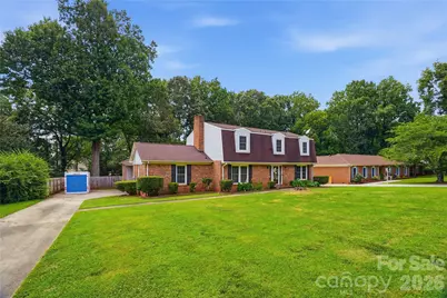 6419 Pencade Lane, Charlotte, NC 28215 - Photo 2