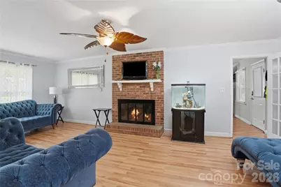 6419 Pencade Lane, Charlotte, NC 28215 - Photo 6