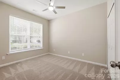 4427 Glenlea Commons Drive, Charlotte, NC 28216 - Photo 34