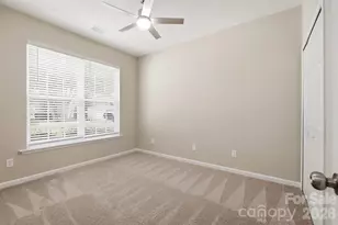 4427 Glenlea Commons Dr, Charlotte, NC 28216 - Photo 34