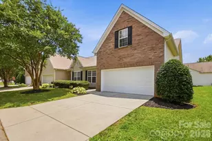 4427 Glenlea Commons Dr, Charlotte, NC 28216 - Photo 4