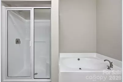 4427 Glenlea Commons Drive, Charlotte, NC 28216 - Photo 28