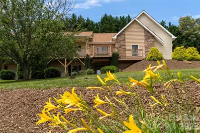 506 Brook Knoll Circle, Weaverville, NC 28787 - Photo 2