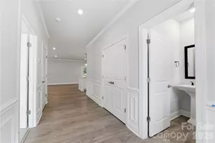 407 Alameda Wy, Matthews, NC 28104 - Photo 8