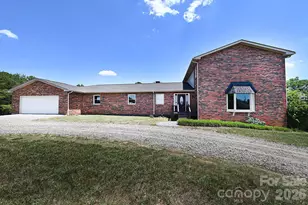 223 Bolick Ln, Taylorsville, NC 28681 - Photo 4