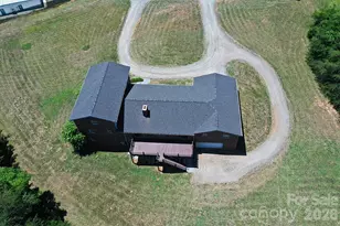 223 Bolick Ln, Taylorsville, NC 28681 - Photo 2
