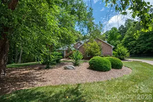 1080 Mackey Ct, Gastonia, NC 28056 - Photo 2