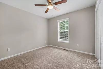 1607 Indian Springs Drive NW, Conover, NC 28613 - Photo 10