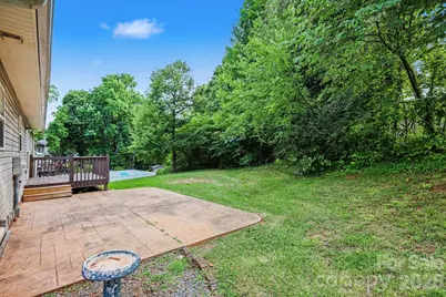 1607 Indian Springs Drive NW, Conover, NC 28613 - Photo 18