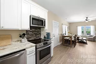 106 Thistle Field Dr, Asheville, NC 28806 - Photo 14