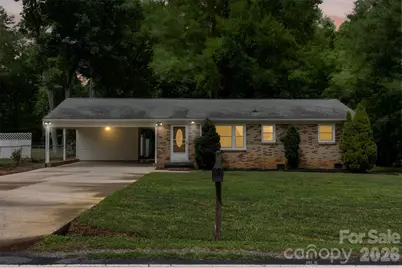 644 Dallas Spencer Mountain Road, Dallas, NC 28034 - Photo 2