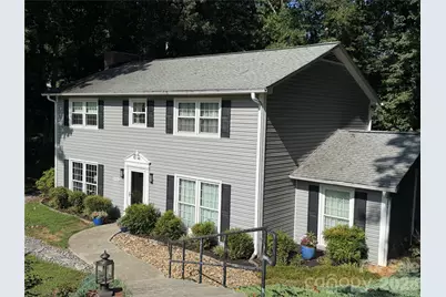 3755 21st Street NE, Hickory, NC 28601 - Photo 2