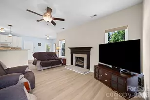 109 Oak Grove Ct, Fort Mill, SC 29715 - Photo 8