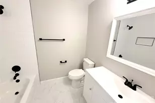 701 Archdale Dr, Charlotte, NC 28217 - Photo 14