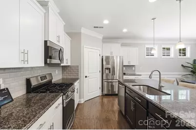5036 Lydney Circle, Waxhaw, NC 28173 - Photo 6