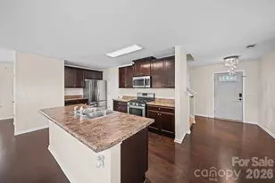 9539 Kendall Dr, Charlotte, NC 28214 - Photo 10