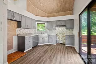 53 Wanoca Ave, Asheville, NC 28803 - Photo 6