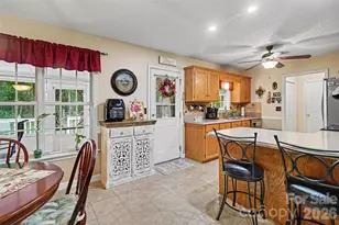 6007 Charlton Oaks Dr, Waxhaw, NC 28173 - Photo 8