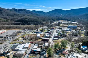 204 Sutton Ave, Black Mountain, NC 28711 - Photo 26