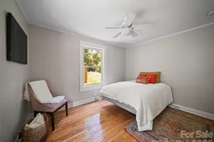 25 Nesbitt St, Waynesville, NC 28786 - Photo 28