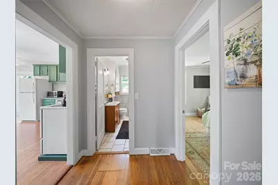 25 Nesbitt Street, Waynesville, NC 28786 - Photo 22