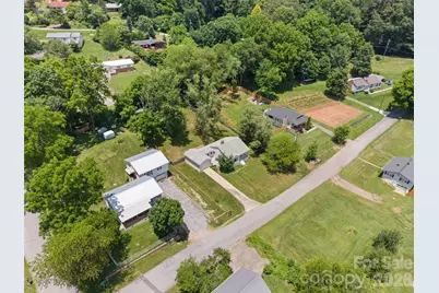 25 Nesbitt Street, Waynesville, NC 28786 - Photo 30