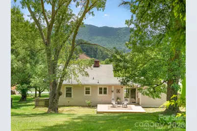 25 Nesbitt Street, Waynesville, NC 28786 - Photo 20