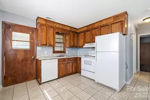 7537 Old Plank Rd, Stanley, NC 28164 - Photo 6
