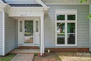 2213 Century Oaks Ln, Charlotte, NC 28262 - Photo 2