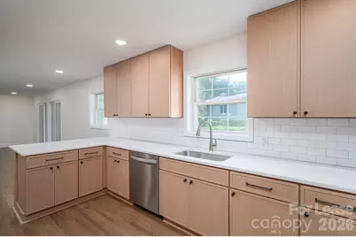 2020 Helen Drive, Gastonia, NC 28054 - Photo 8