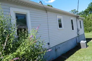 129 Edgebrook Pl NW, Lenoir, NC 28645 - Photo 16