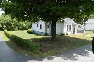 129 Edgebrook Pl NW, Lenoir, NC 28645 - Photo 2